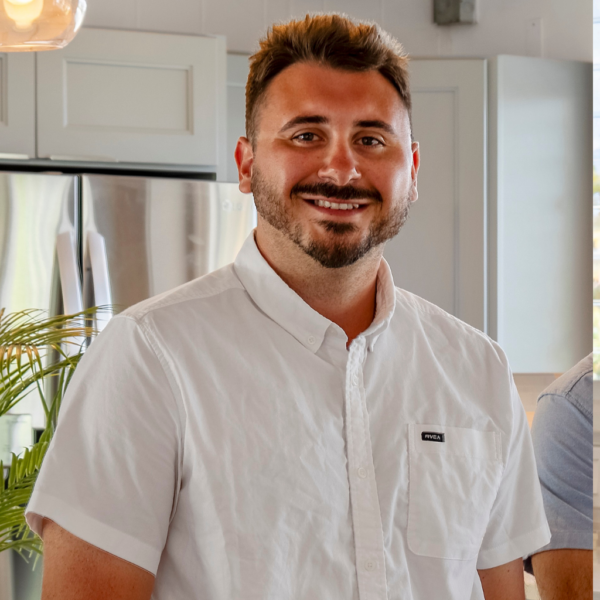 Tristan Farrara, Real Estate Agent